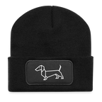 „Schwarzes Beanie mit umgeschlagenem Rand und schwarzem Patch mit weißem geometrischem Dackel-Motiv – Petllective Pawrent Essentials“