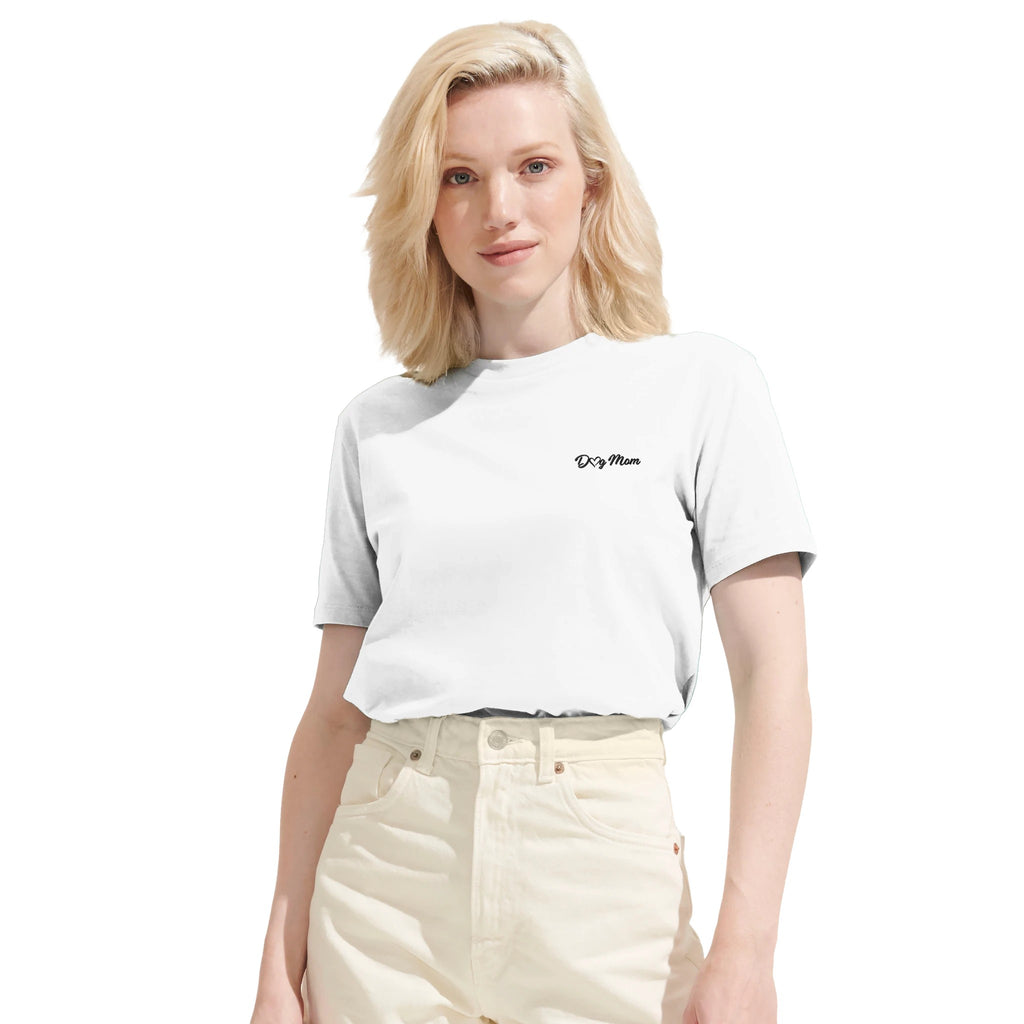 Dog Mom T-Shirt mit Stickerei – Nachhaltiges Bio-Baumwollshirt-petllective
