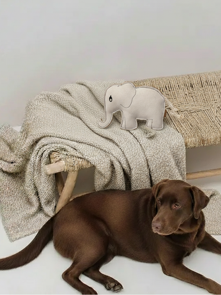 BUDDY. Hundespielzeug aus Leder "Elefant"