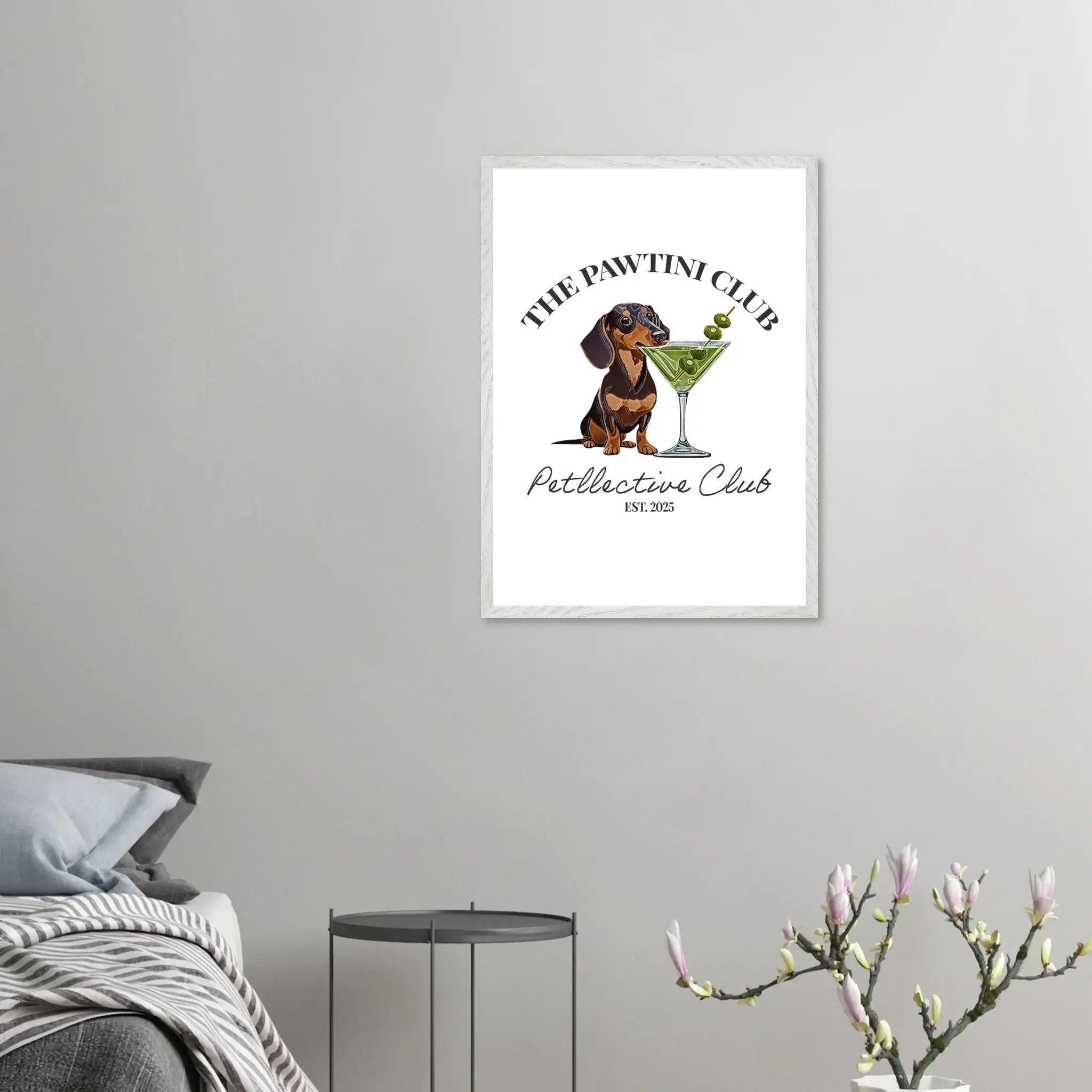 Wandbild Dackel Illustration „The Pawtini Club“ – Premium Poster mit Holzrahmen-petllective